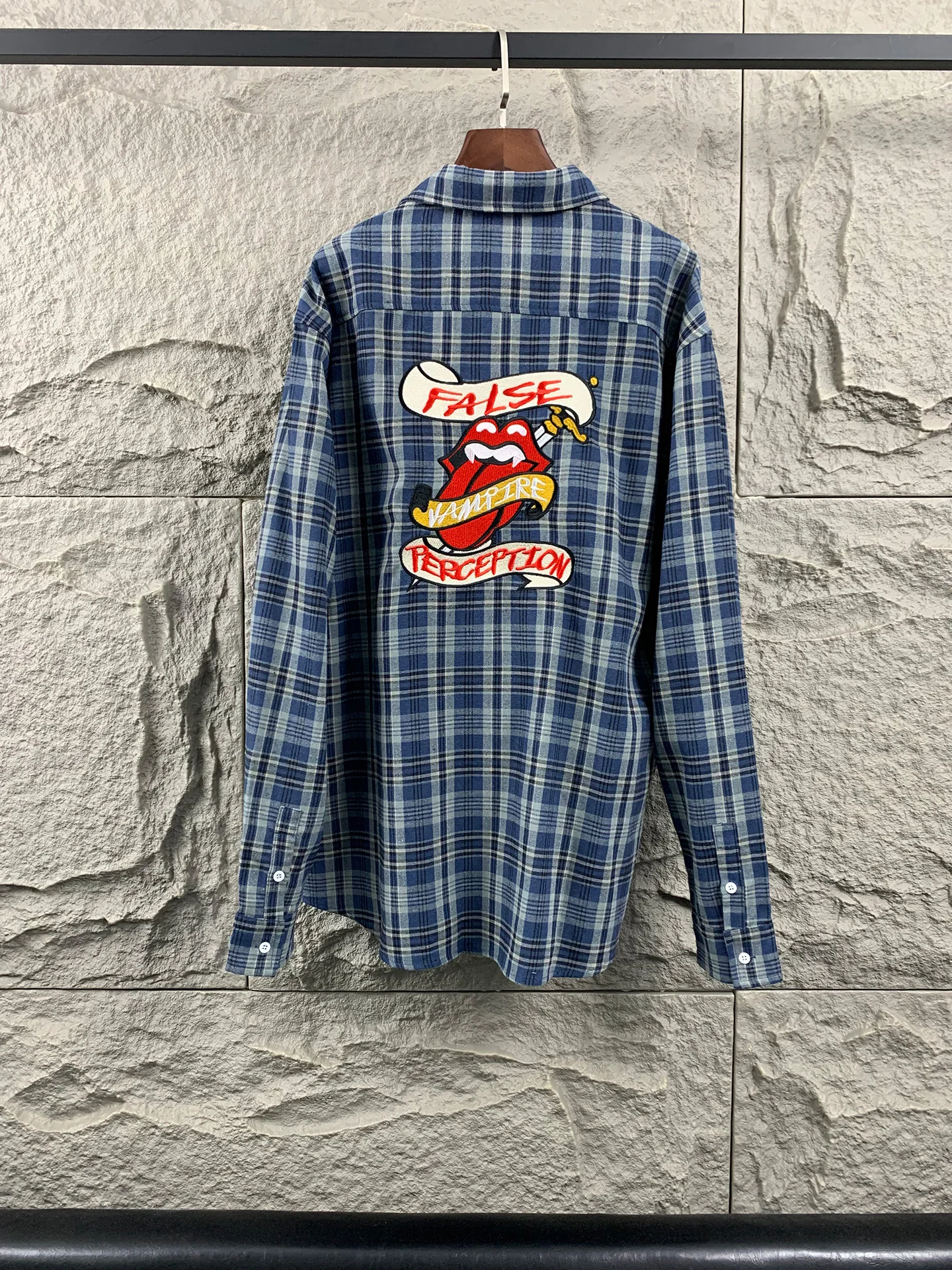 

Американский ретро-стиль, вышитая повседневная рубашка свободного кроя с воротником, в клетку, для мужчин и женщин, удобная, дышащая, длинный рукав, хлопок