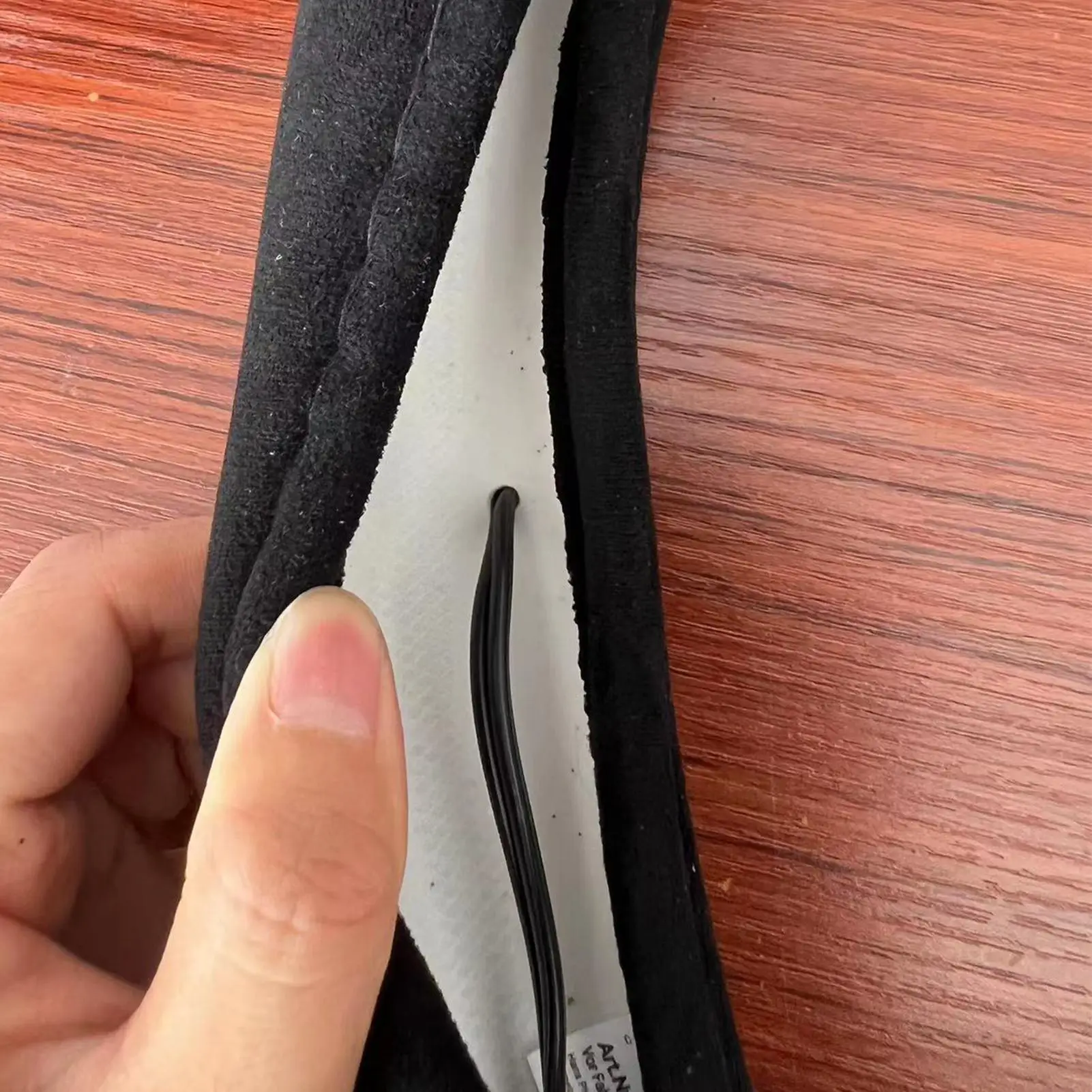 

Steering Wheel Heater 12V Heated Warm Breathable Auto Supplies Steering Wheel Cover For Trucks Pickups RV Camping Daily Commute