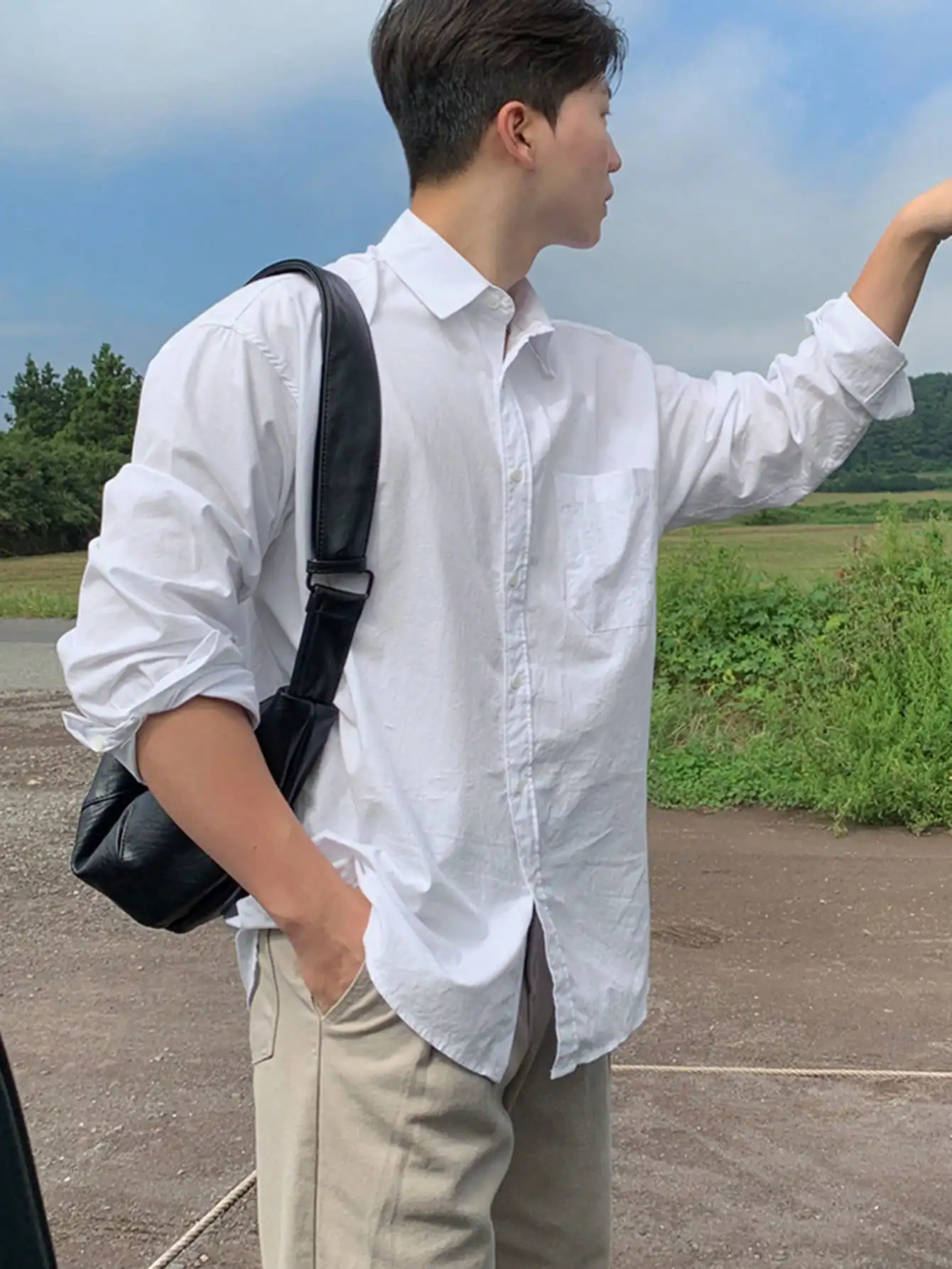 

Men's Solid White Long Sleeve Casual Shirt, Loose Fit Button-Down for Daily Wear