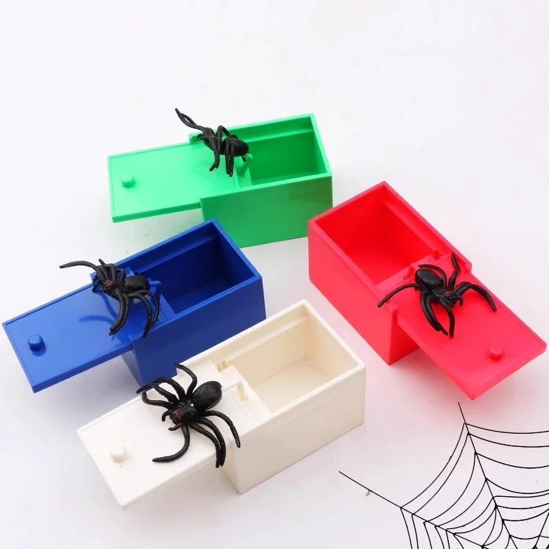 Funny Gift Spider Trick Box Scare Box Wooden Plastic Prank Hidden Box Suprise Game Prank Trick Friend Halloween Party Gift Decor view 6