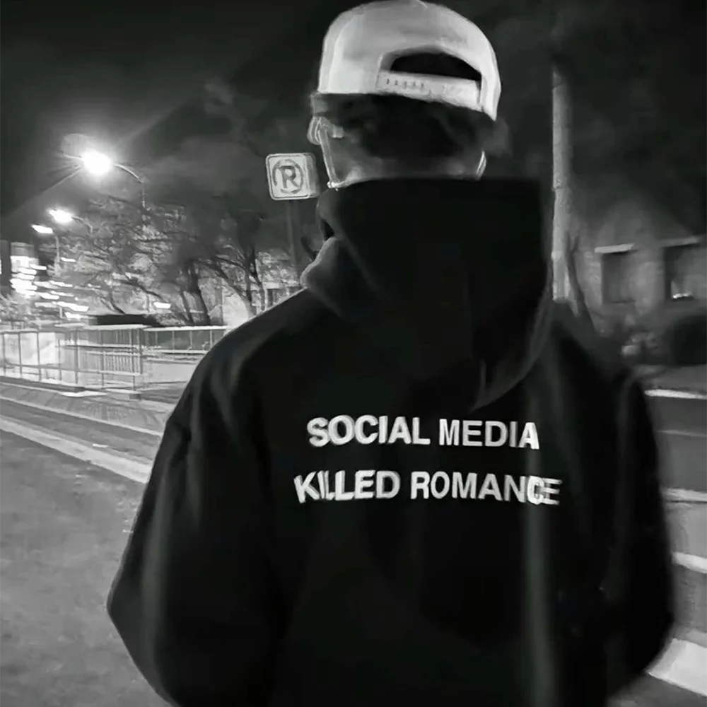 2025 Social Media Killed Romance Hoodie Vintage Men/women Hoodies Harajuku Aesthetic Winter Clothes Fleece Pullover Sweatshirt