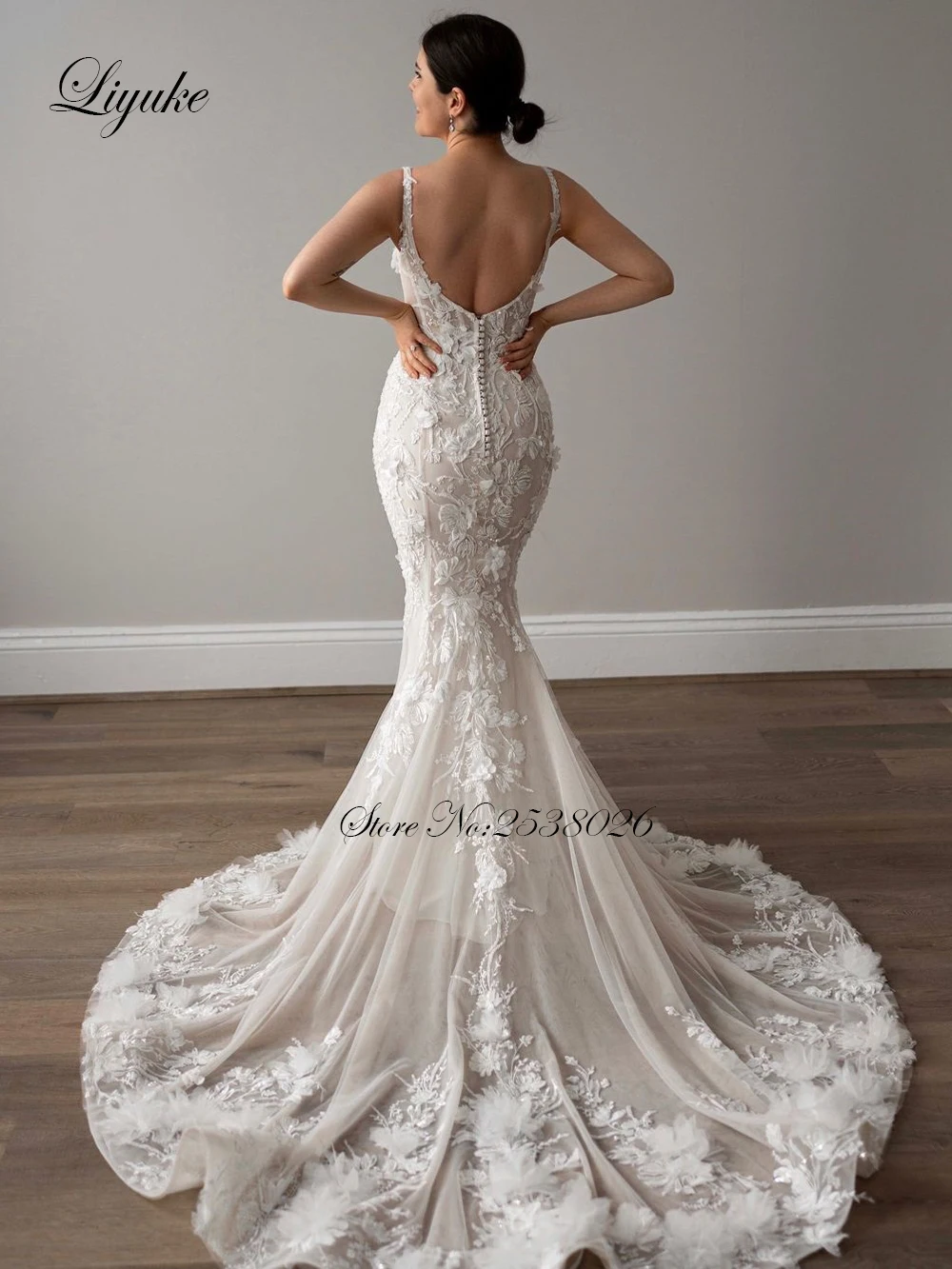 Liyuke Customize Alluring Beading 3D Appliques Flowers Mermaid Wedding Dresses Romantic Spaghetti Straps Sweetheart Bridal Gowns