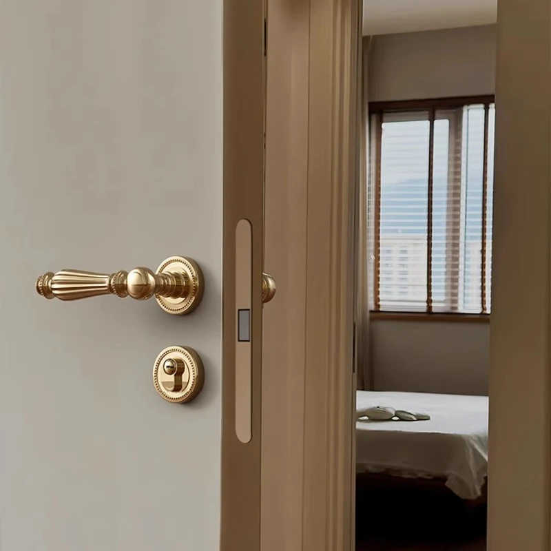 

Gold door lock indoor bedroom split lock magnetic mute retro wood handle