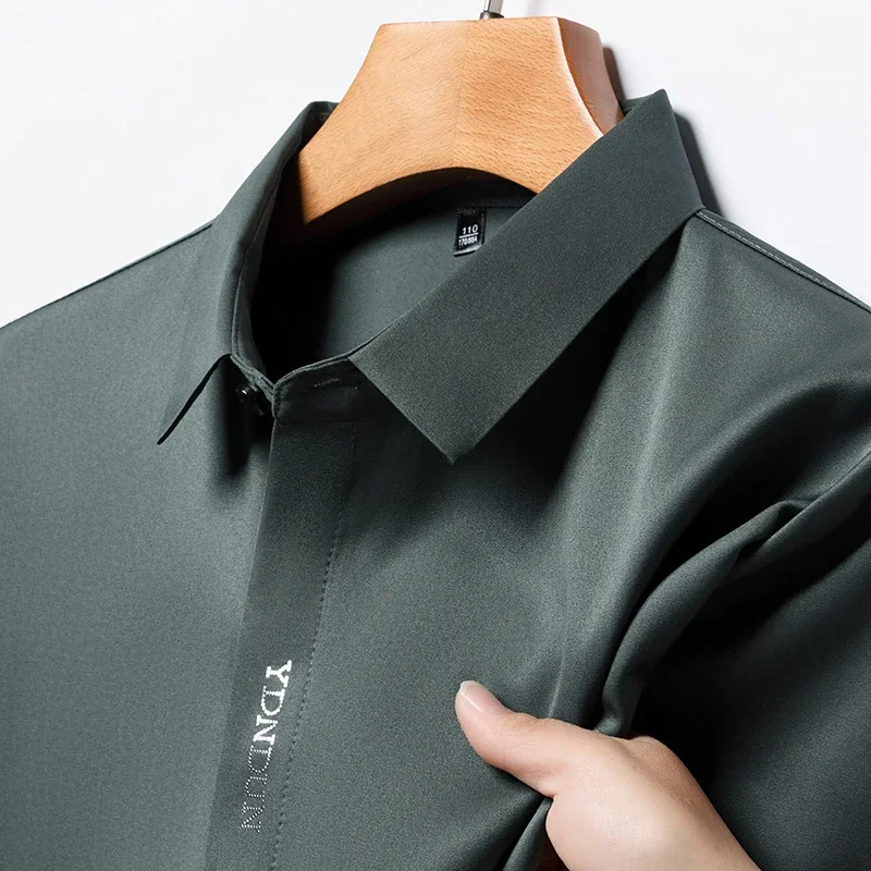 

Новая мужская деловая повседневная однотонная рубашка с короткими рукавами, устойчивая к морщинам, без морщин, удобный всесезонный универсальный топ