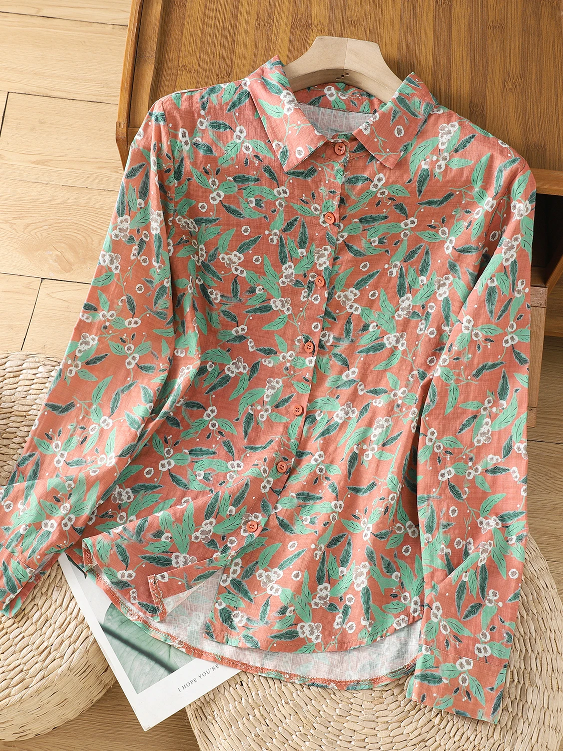 

Новая женская льняная блузка с цветочным принтом, длинным рукавом, отложным воротником и одной пуговицей, повседневный топ больших размеров для весны и осени