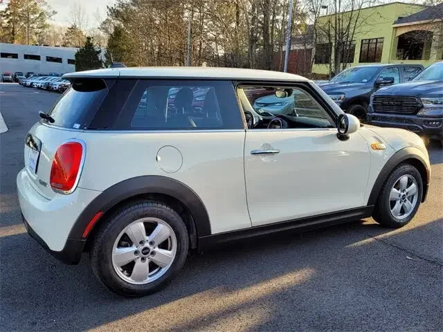 Fast selling Electric car Autos New 4 Wheels 2020 MINI Cooper 2-Door Hatchback Motor