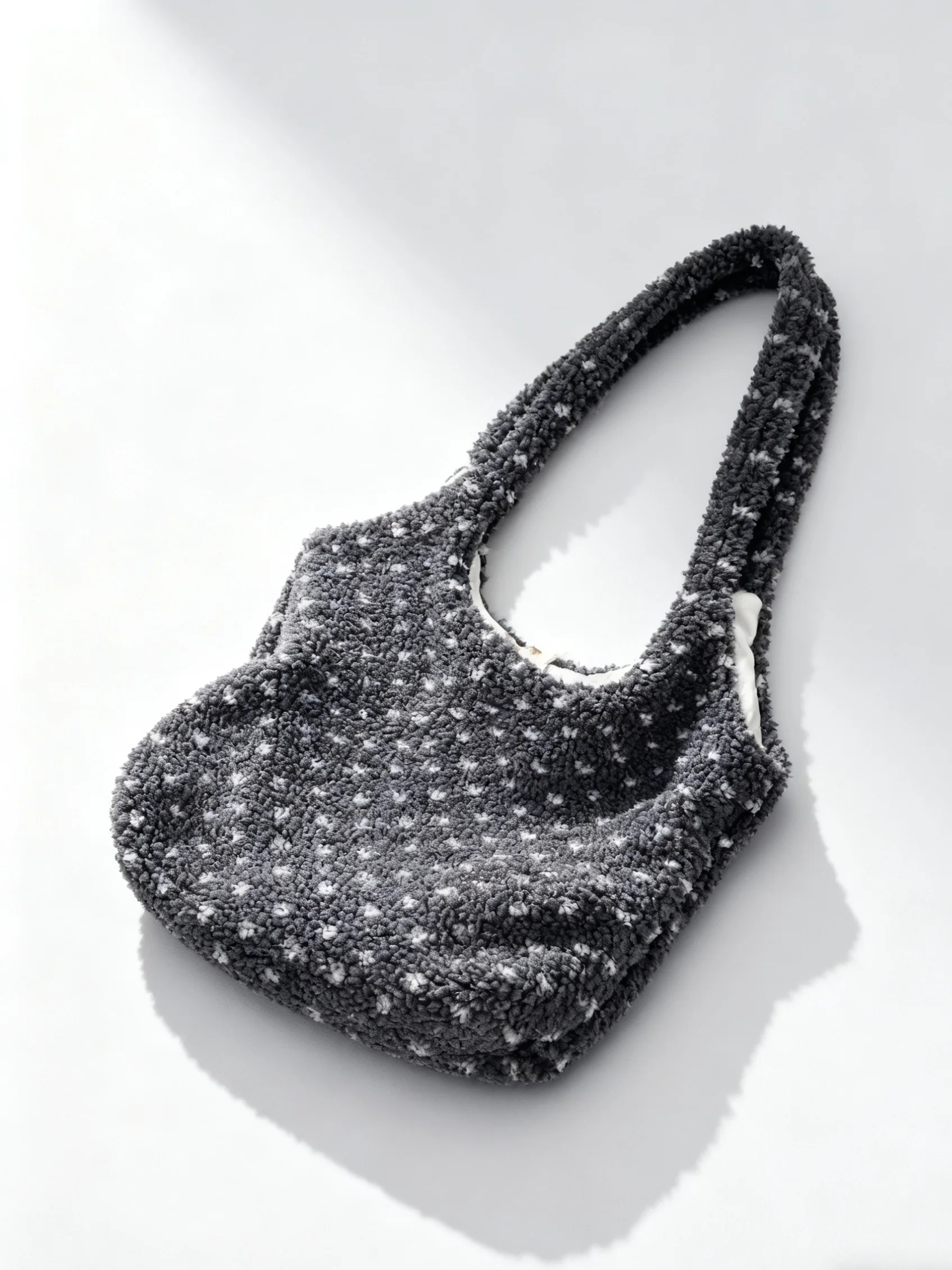 

ITSOUMEI Корейская сумка-тоут из овечьей шерсти в горошек, женская, большая вместительная, на одно плечо, для поездок на работу, повседневная, простая, стильная