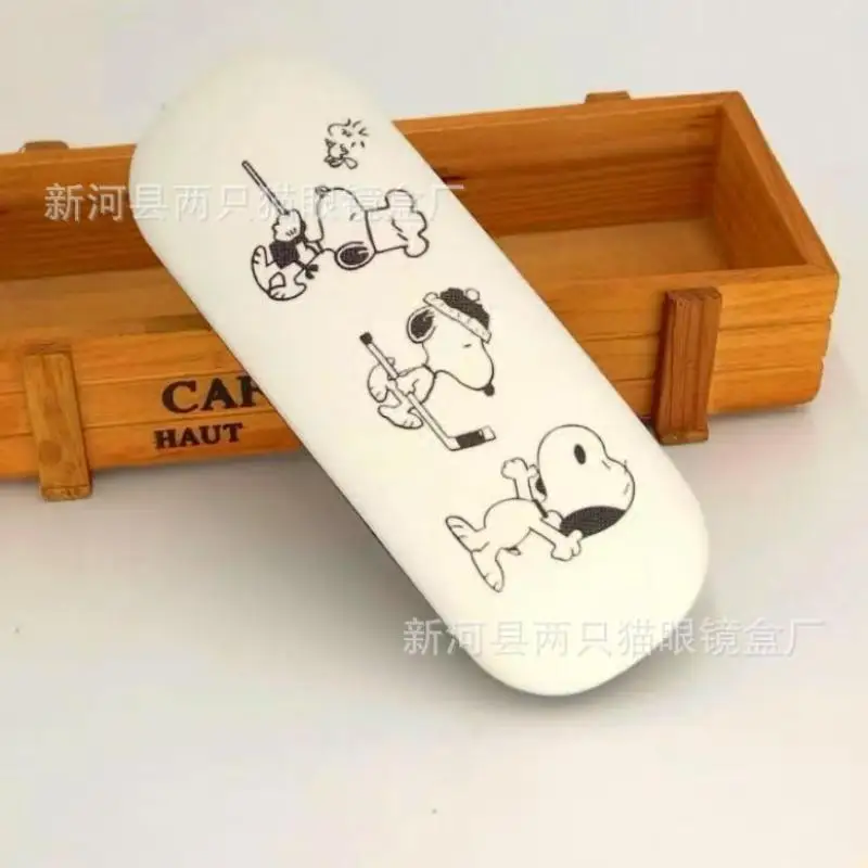 Snoopy Japanese Glasses Box Kawaii Cartoon Myopia Glasses Storage Box Student Glasses Box Travel Portable Glasses Box Gift