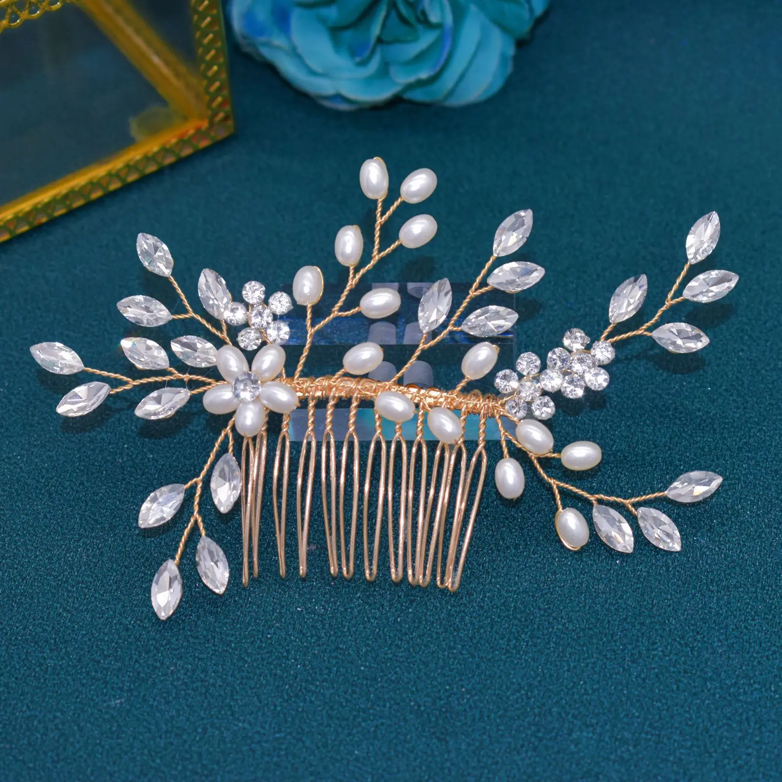 Handmade Crystal and Pearl Hair Comb for Bridal Headwear. Side-Edge Decorative Comb for Updo Hairstyle. Wedding Performance Acce