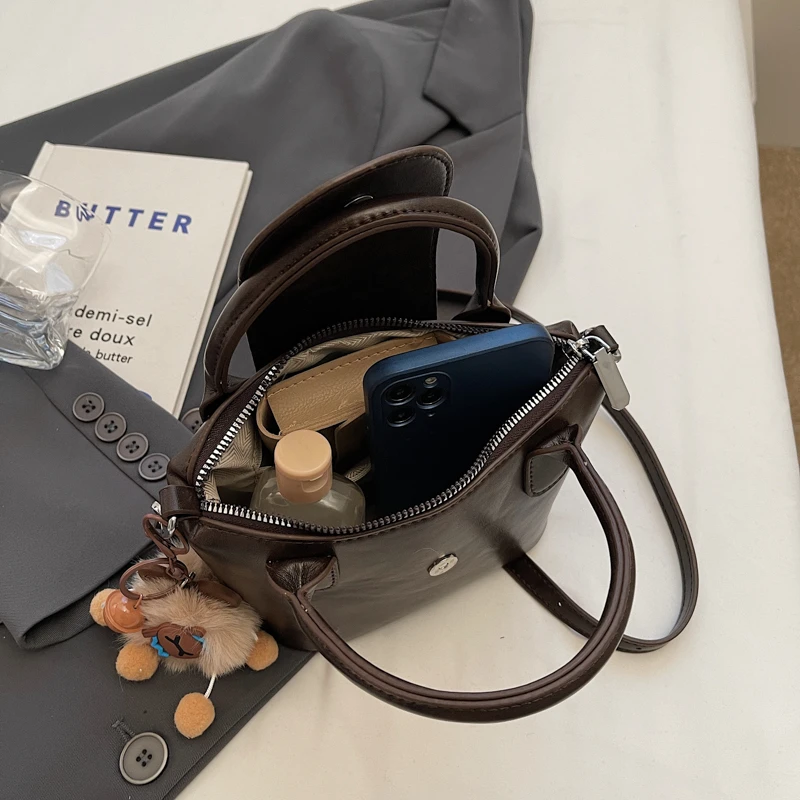Fashion Retro Trend New PU Leather Single Shoulder Crossbody Bag Simple Casual Versatile Commuting Storage Bags 6