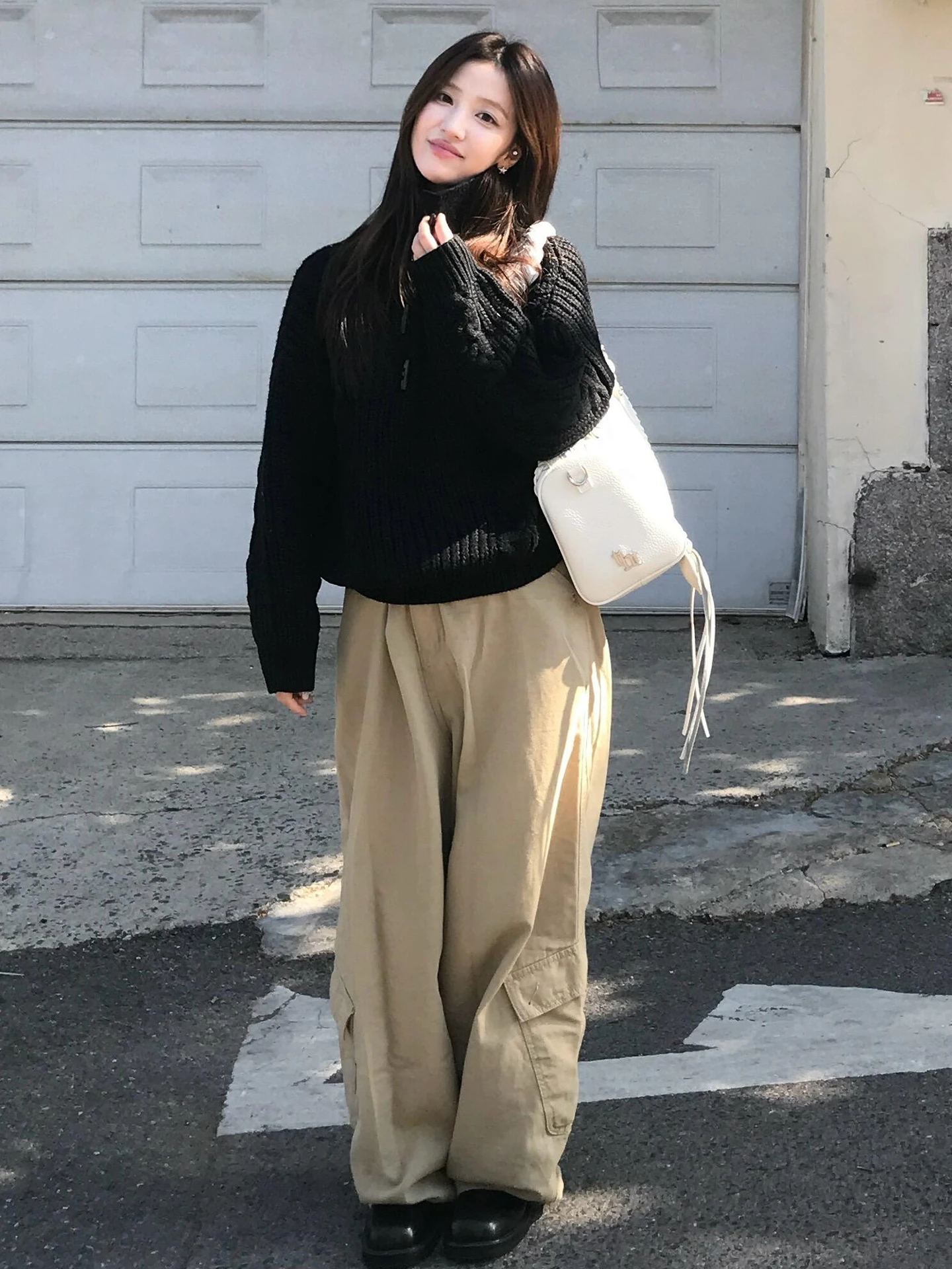 เสื้อสเวตเตอร์คอสูงทรงหลวม ดีไซน์บิดเกลียว สำหรับผู้หญิง ฤดูใบไม้ร่วง ฤดูหนาว สไตล์เกาหลี ให้ความรู้สึกหรูหรา ดูสบายๆ