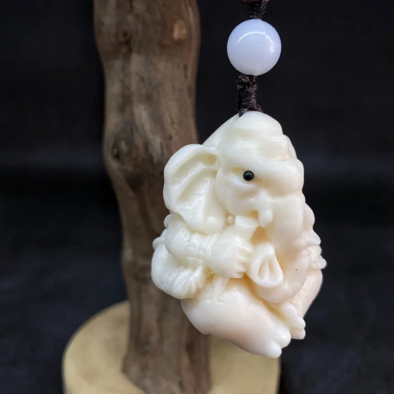 

Ivory Nut Carving Safety Ruyi Elephant Handle Fortune Furnishings Ornament Furnishing Crafts Factory Wholesale