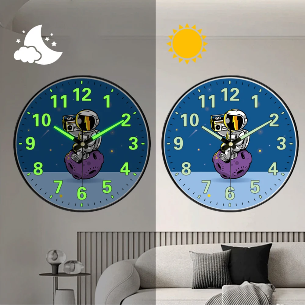 1pc Creative Luminous Wall Clock Fashion Astronaut Design Light In Dark Night Living Room Children's Wall Mounted Clock