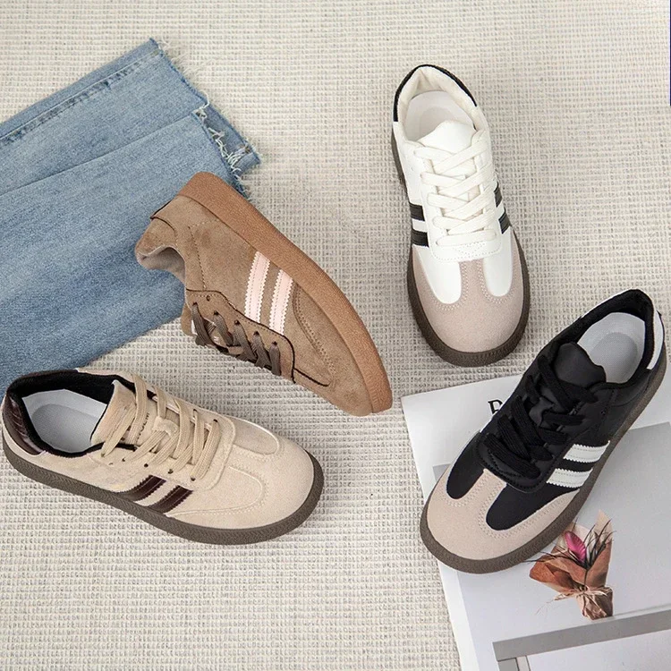 

2024 Autumn New Flat Casual Frosted Board Shoes Retro Fashion Lace-up Women's Single Shoes Women Sneakers