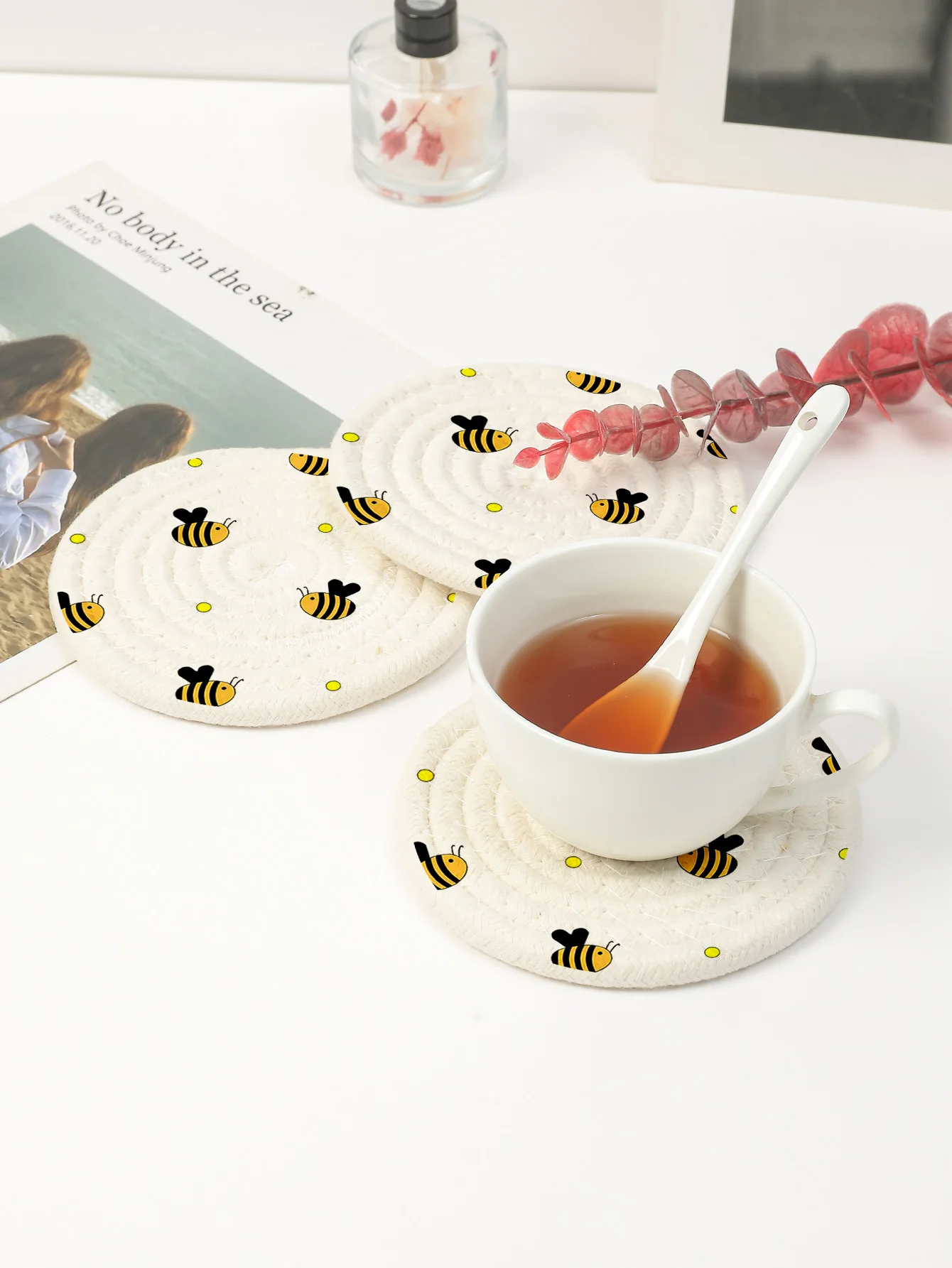 6pcs Cute Bee Cotton Braid Coaster Handmade Cup White Cushion Bohemia Style Non-slip Cup Mat Decoration Bedroom Home Decor