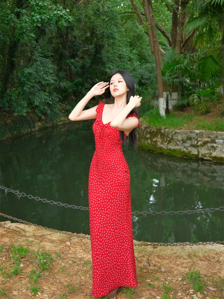 

Red Dust Floral Print Holiday Waist-Cinching Dress Casual Style Polyester Elastic Fiber Low Stretch Slim Fit V-neck