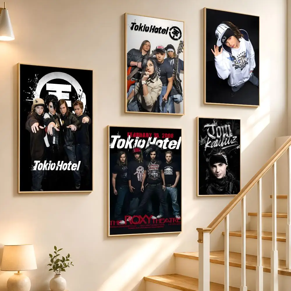 Tom Kaulitz Poster High-definition waterproof stickers, suitable for home décor, gifts, and holiday decorations