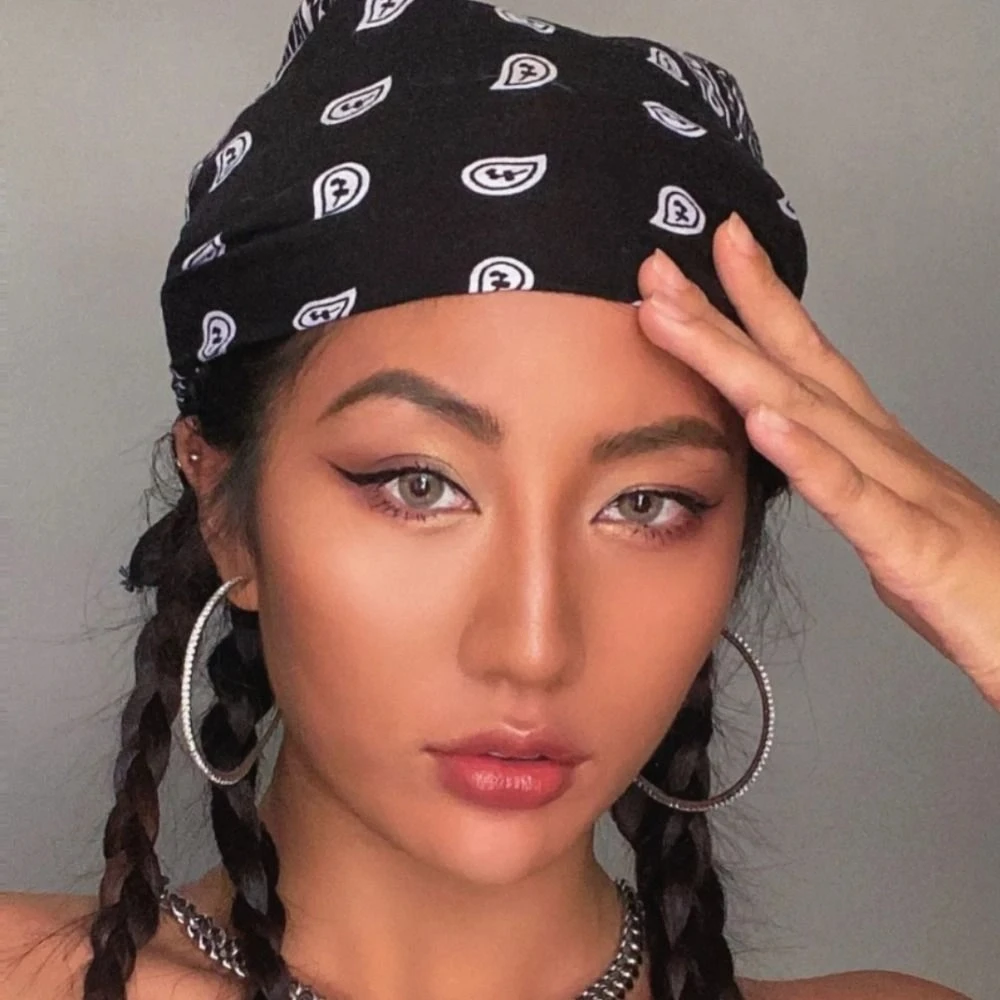 الرجعية الحلو Y2k طباعة عمامة كل مباراة ستار مطبوعة الحجاب منديل عقال صغير مربع وشاح مهرجان الموسيقى