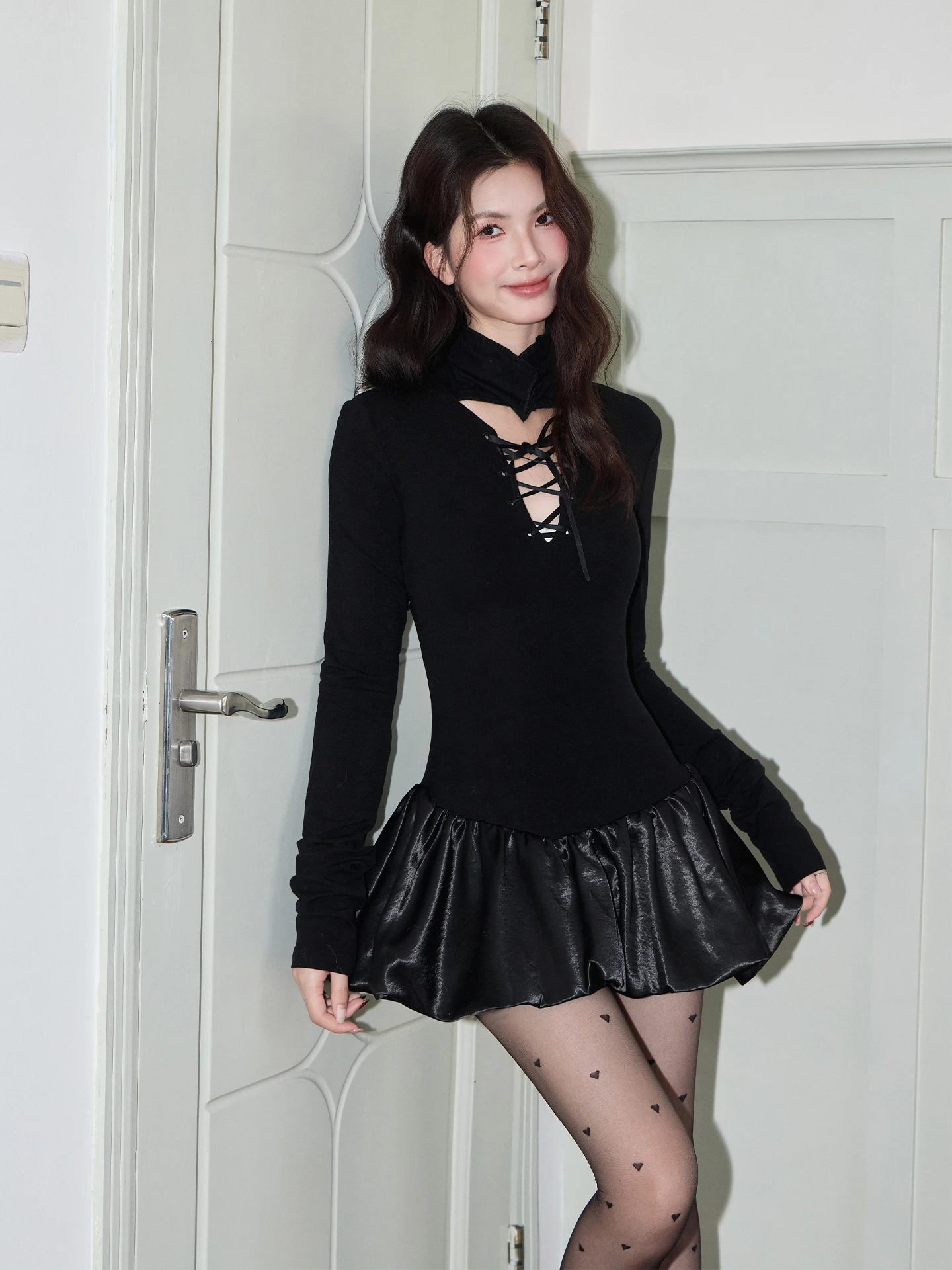 Gonna a trapezio originale retrò da donna White Little Fi, modello Dr Sweet Sle, effetto snellente, a balze, per autunno e inverno