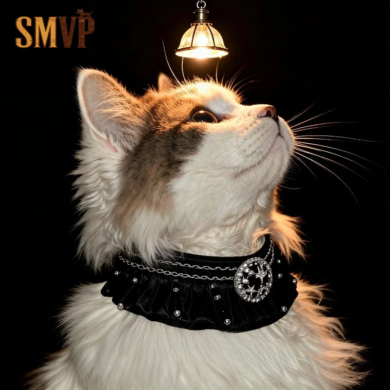 Luxury Sparkling Rhinestone Pet Collar Glossy Satin Ruffle Design Elastic Decor Collar for Daily Wear Beautiful Studio Shooting