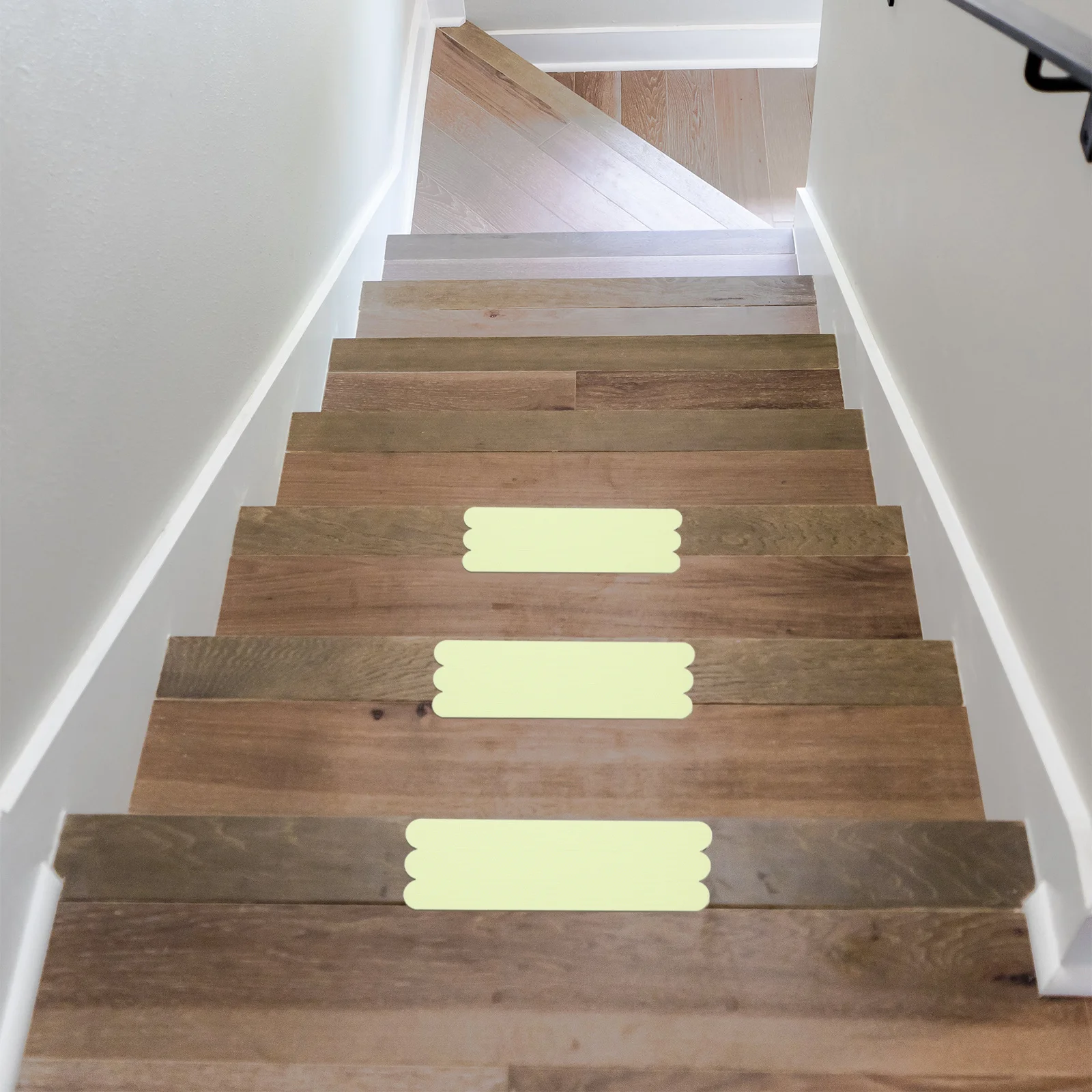 

24pcs Anti-Slip Tape For Bathtub Shower Floor Stickers Glow In The Dark Non-Slip Strips Bathroom Safety Decals Stairs Pools Tub