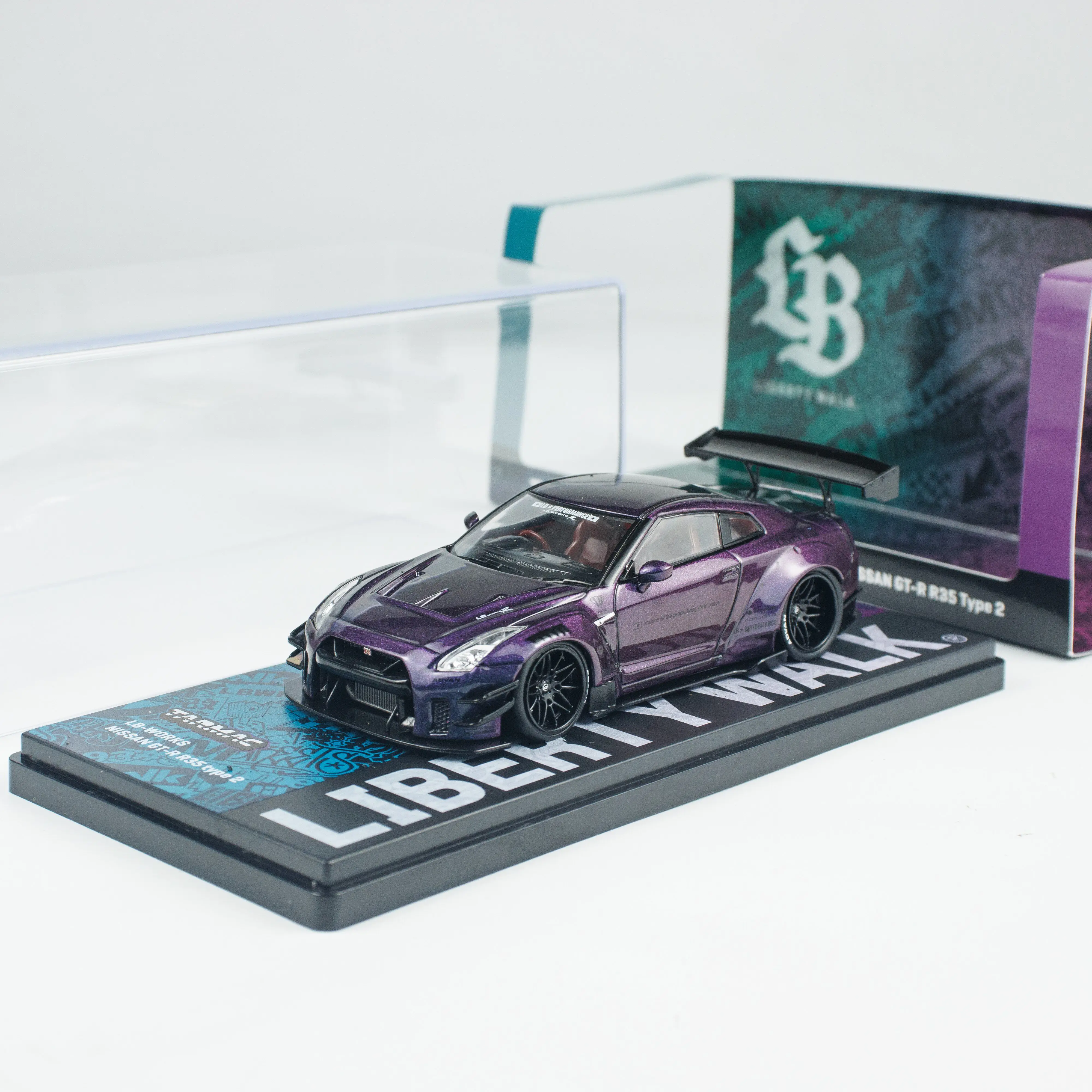 Diecast TarmacWorks 1:43 Scale LB-WORKS GT-R R35 Alloy Car Model