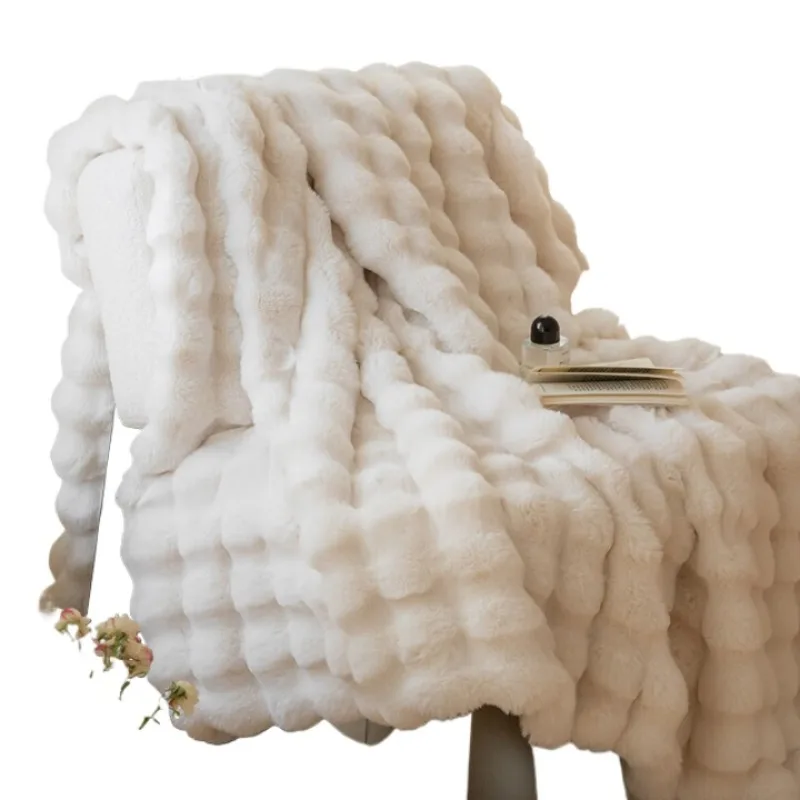 

Light luxury rabbit plush blanket