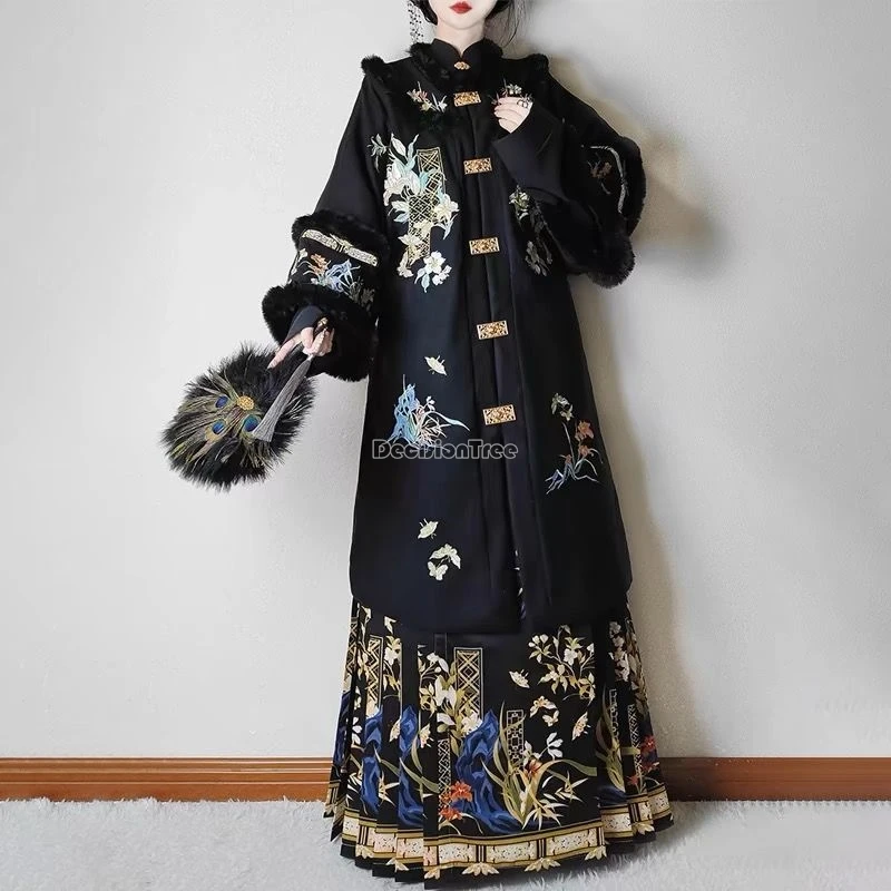 2025 الصينية تحسين سلالة مينغ hanfu المرأة الشتاء نمط سميكة التطريز جولة الرقبة قميص طويل مطوي تنورة hanfu مجموعة