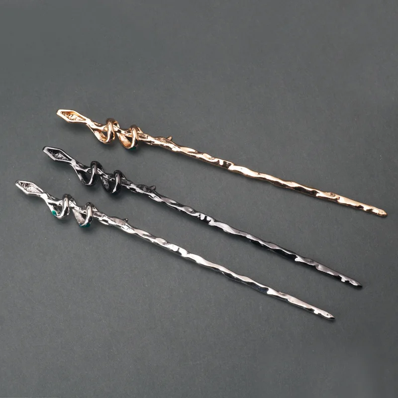 

Snake Shaped Hairpin Net Eed And Green Snake Hairpin Inlaid With Diamond Hairpin Headpiece Jewelry Fan Yizi Hair Accessory