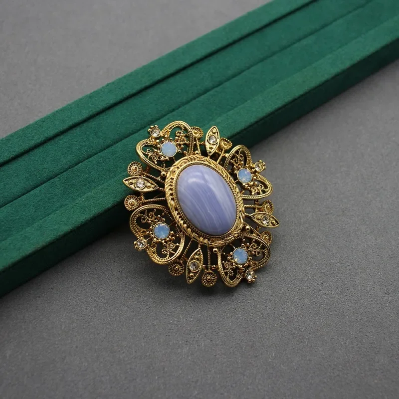 

Vintage Brooch Shawl Clip Chest Button Coat Corsage Pin Decoration Buckle Clothing Accessory Badge Breastpin Feast Jewelry Gift