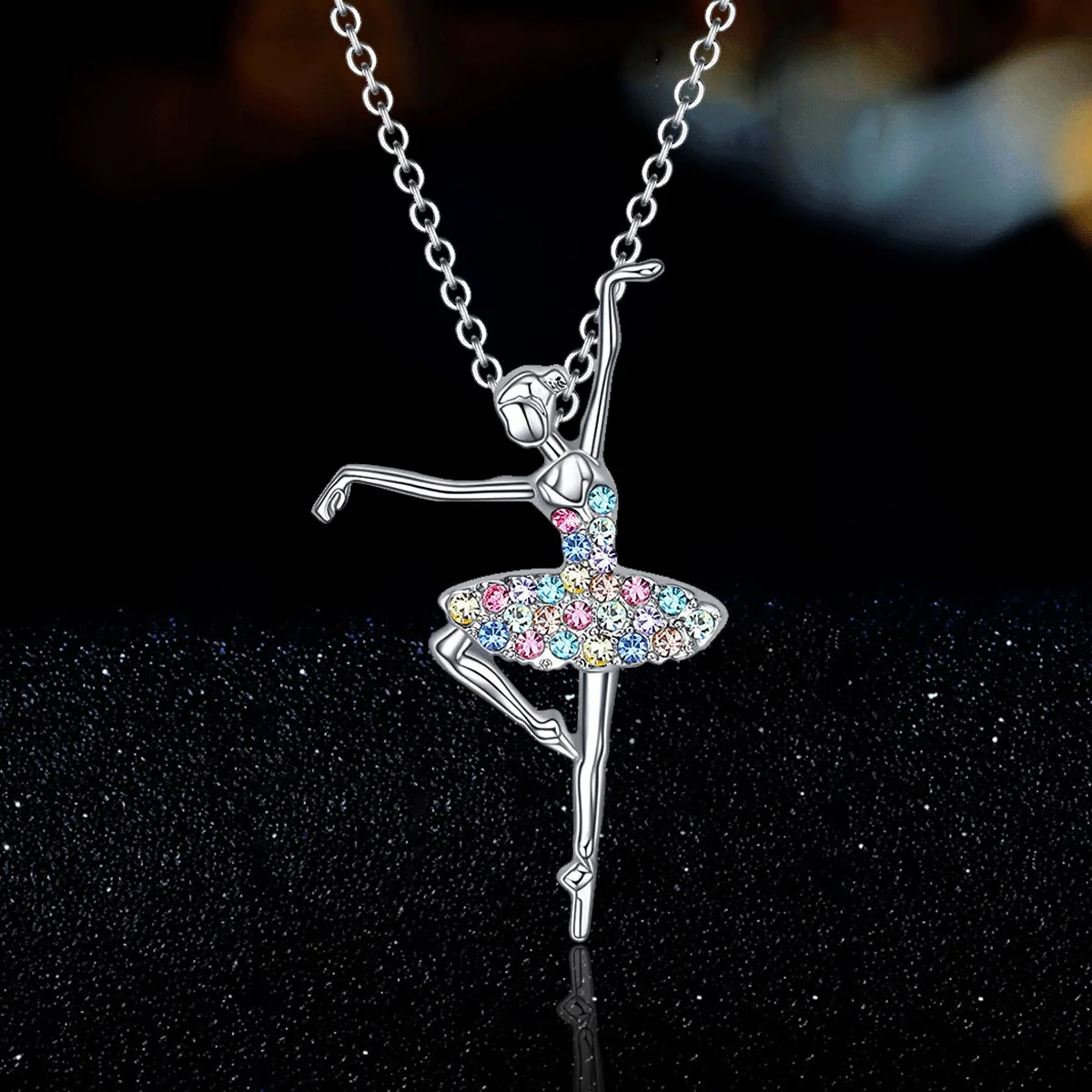 Fashion Ballerina Ballet Dancer Dancing Girl Colorful Tutu Birthstone Crystal collana con ciondolo con strass per gioielli da donna