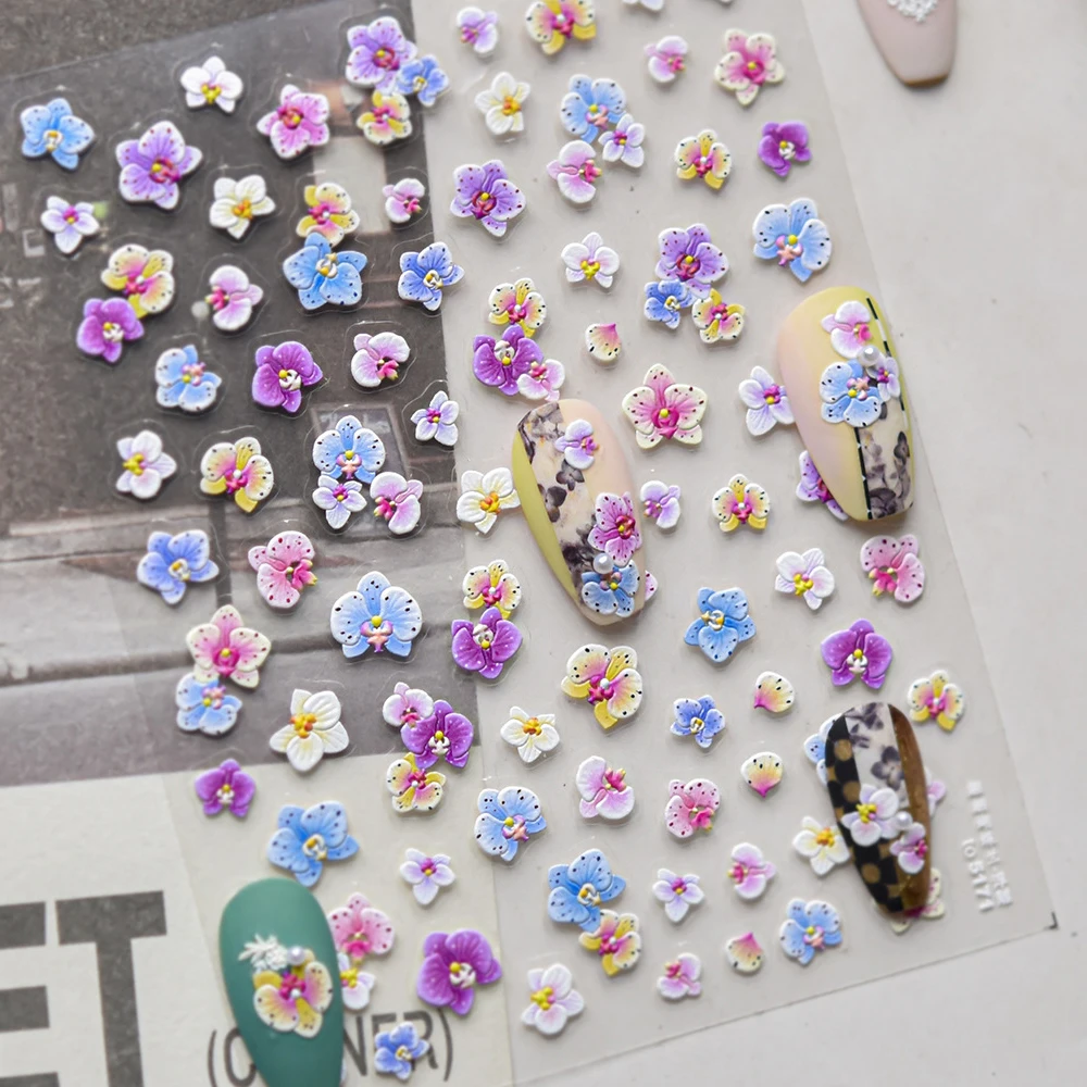 Elegante Motte Orchidee Blume 5D Nail art Aufkleber Zarte Lila Weiß Blumen Blütenblatt Selbstklebende Dekoration Maniküre Aufkleber DIY
