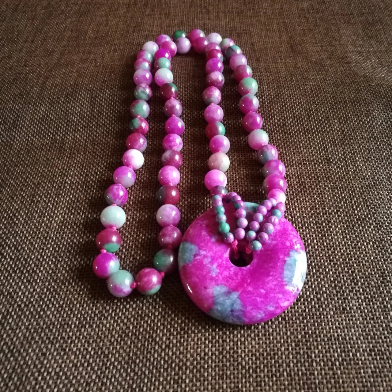 50 مللي متر قلادة من اليشم الطبيعي الرجال النساء غرامة مجوهرات حقيقية ارتفع الأحمر زهر الخوخ اليشم دونات قلادة سترة سلسلة قلادة