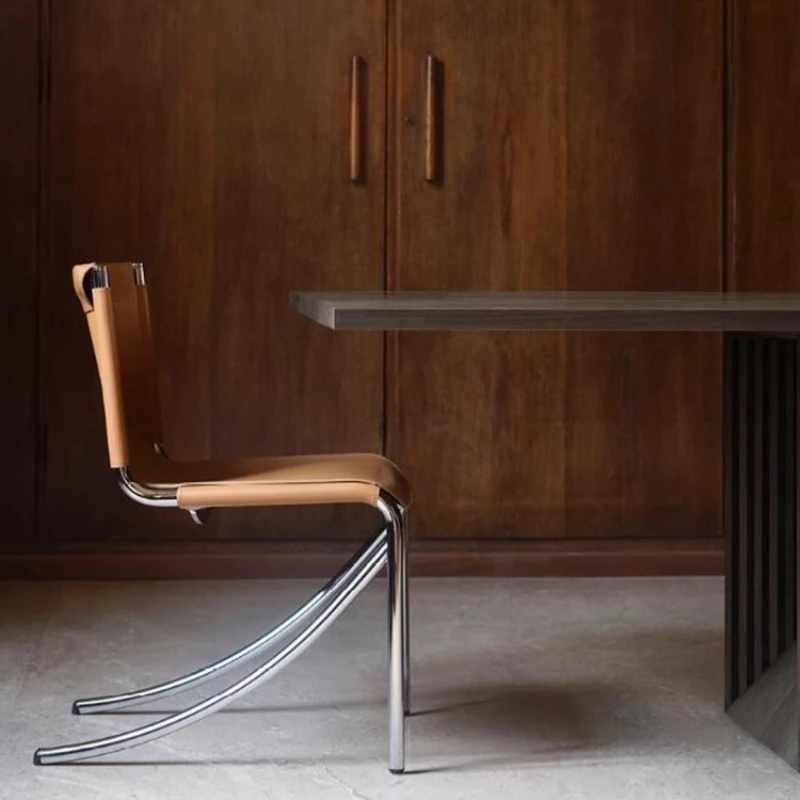 

Vintage Italian Lightweight Luxury Dining Chair Minimalist Stainless Steel Saddle Leather Chair Escabroso Dining Room Furniture