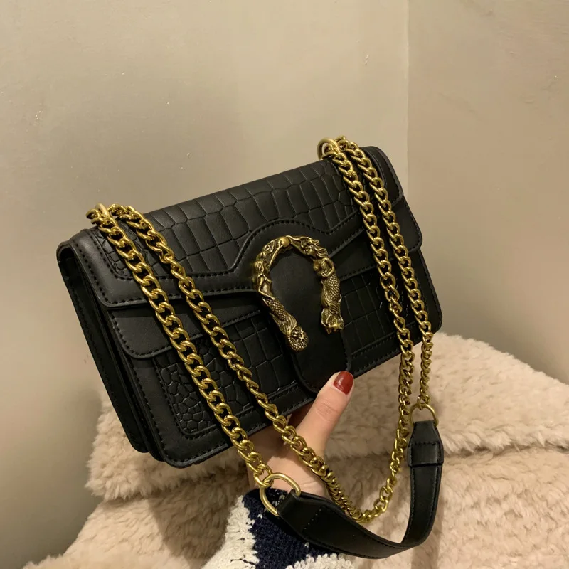 

Minimalist 2025 Shoulder Bag for Women, Chic Versatile Crossbody Purse, Leather-Texture Casual Bag for Everyday Essentials