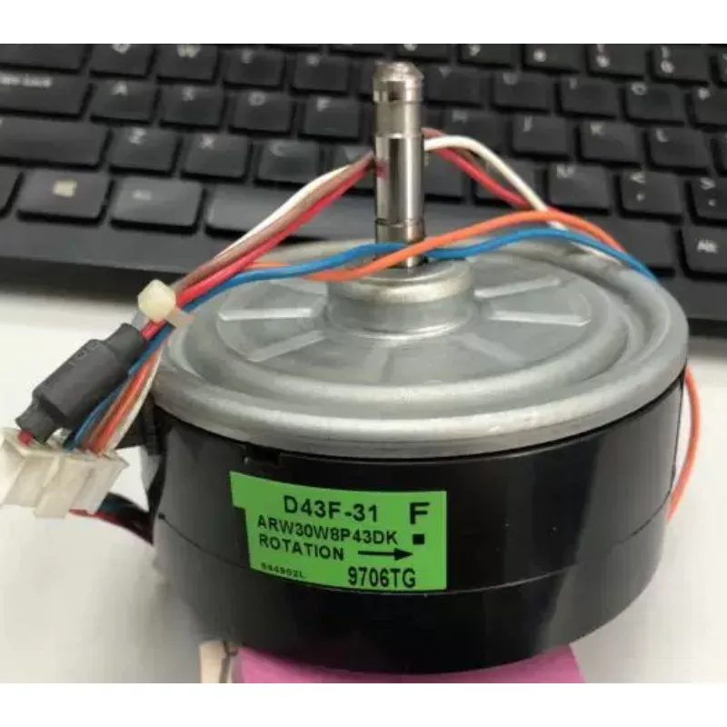 New Axial Flow Fan DC Motor for AC, Model D43F - 31, ARW30R8P43DA