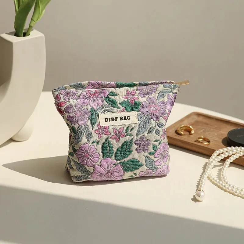 Women\'s Makeup Bag Small Vintage Purple Flower Large Capacity Cosmetic Lipstick Storage Bag Portable Coin Purse Commuter Clutch