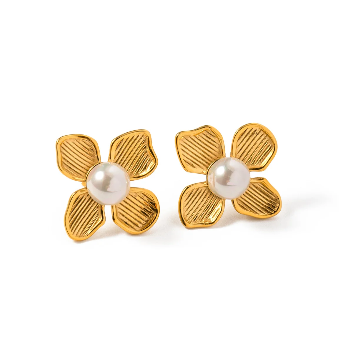 

Stainless Steel PVD 18K Gold Plated Tarnish Flower Stud Earrings For Woman Jewelry Wholesale Trendy