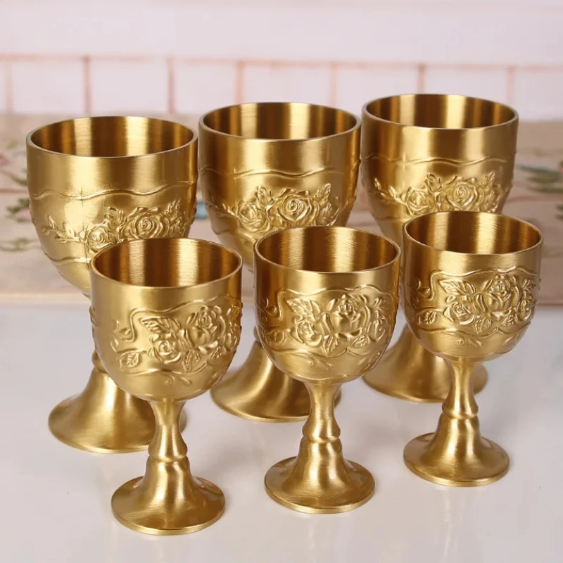 Conjunto de taça de vinho de latão esculpido de 6 peças - design dourado, ideal para utensílios de bar domésticos, licores, água e espíritos, artesanato elegante, pe