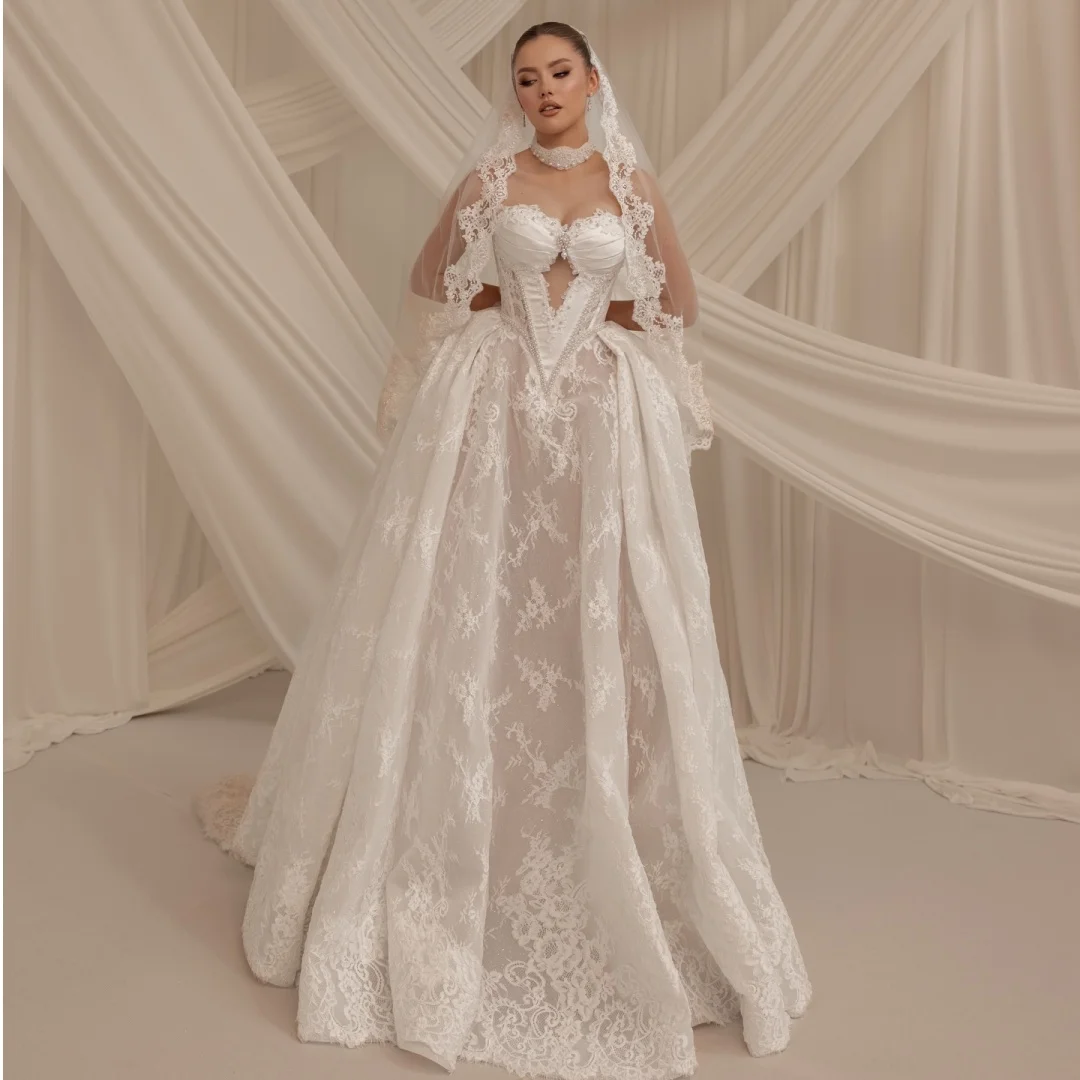 

Princess Sweetheart Wedding Dresses Lace Hollow Out Corset Bridal Gown Sleeveless Exquisite robe de mariée Customized