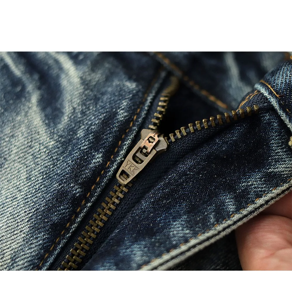 Jeans da uomo in cotone 100%, lavaggio pesante retrò americano e pantaloni dritti slim casual dai vecchi colori chiari
