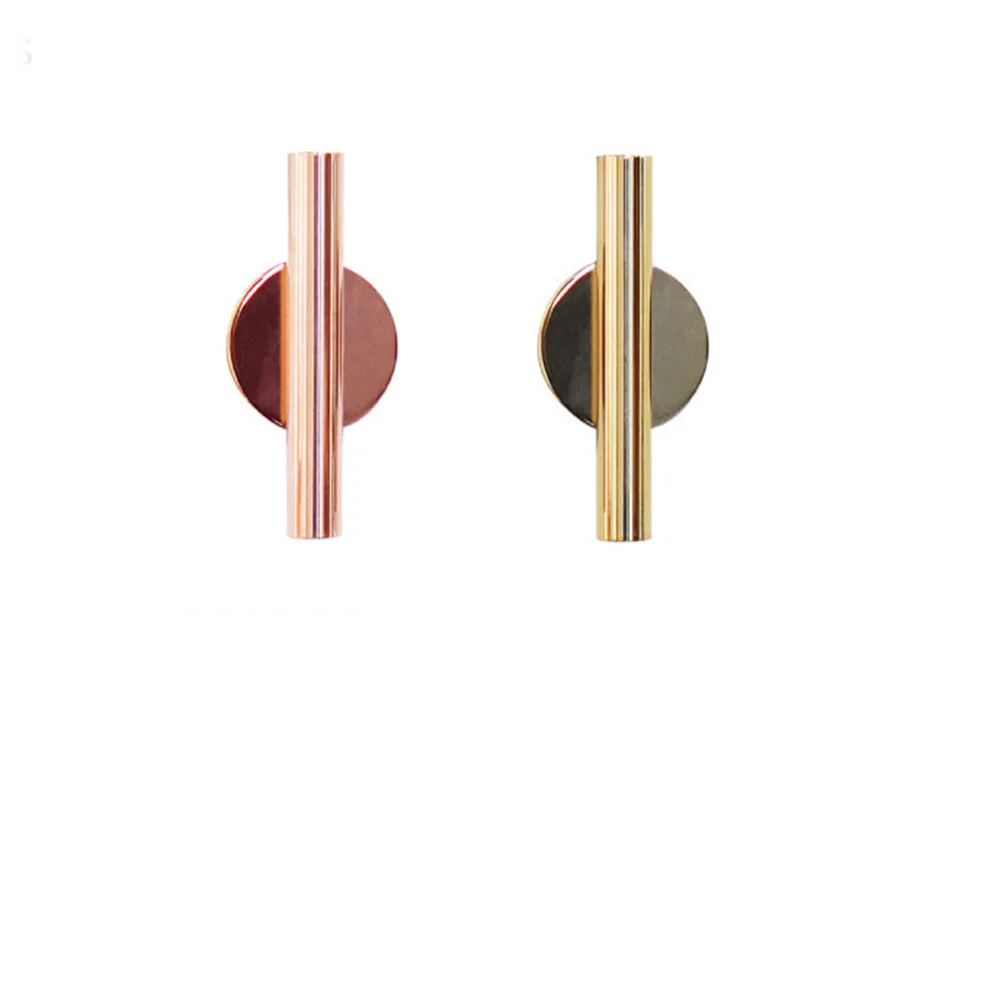 

1Pcs Rose Gold Metal Vase Iron Wall Mounted Flower Tube for Dried Flowers Wedding Party Home Decoration Metal Vase