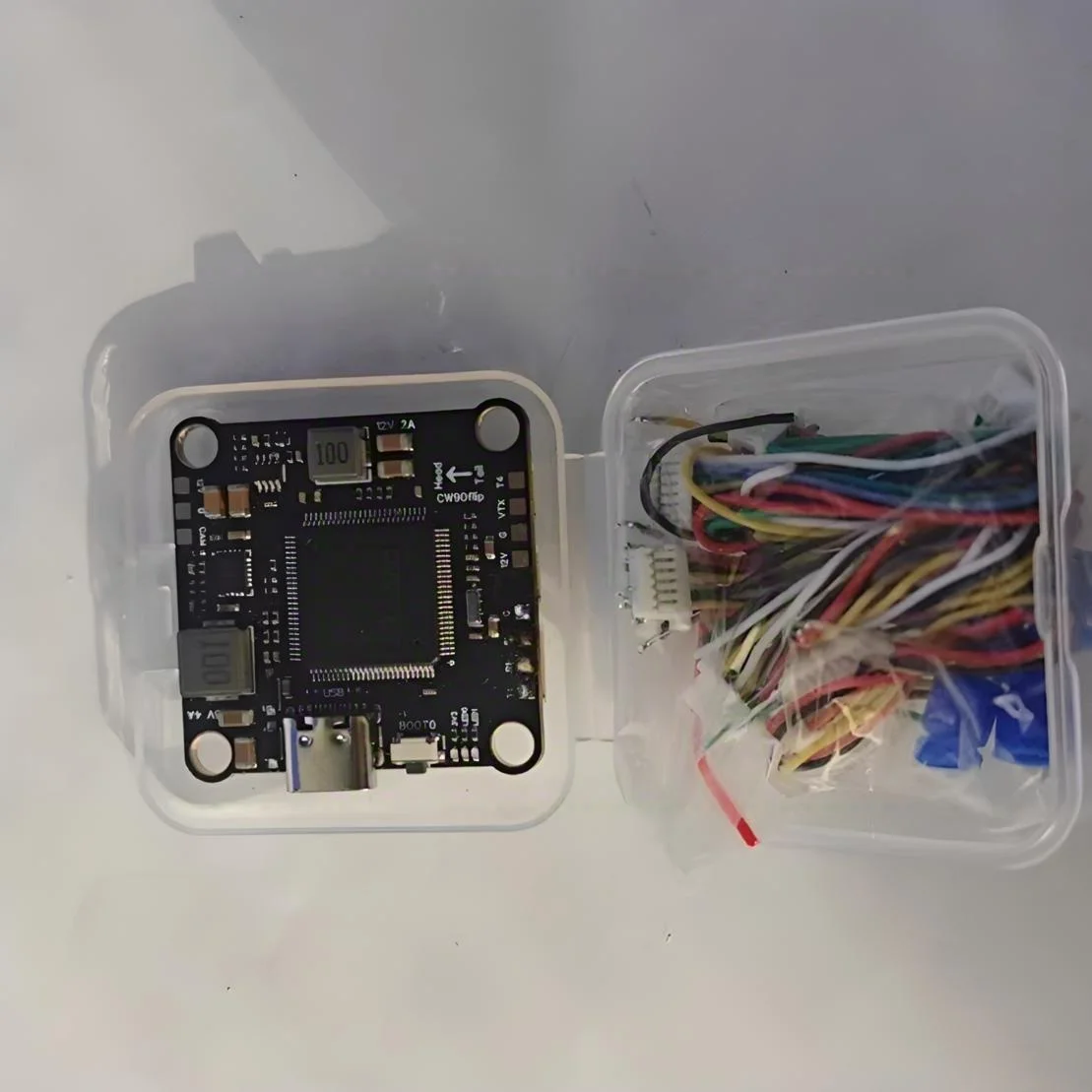 

Полетный контроллер FlyingRC H7D MK1 H743 FPV FC DPS310/SPL06 с поддержкой аналоговых/цифровых видеопередатчиков (VTX) и прошивок BF/INAV/AP