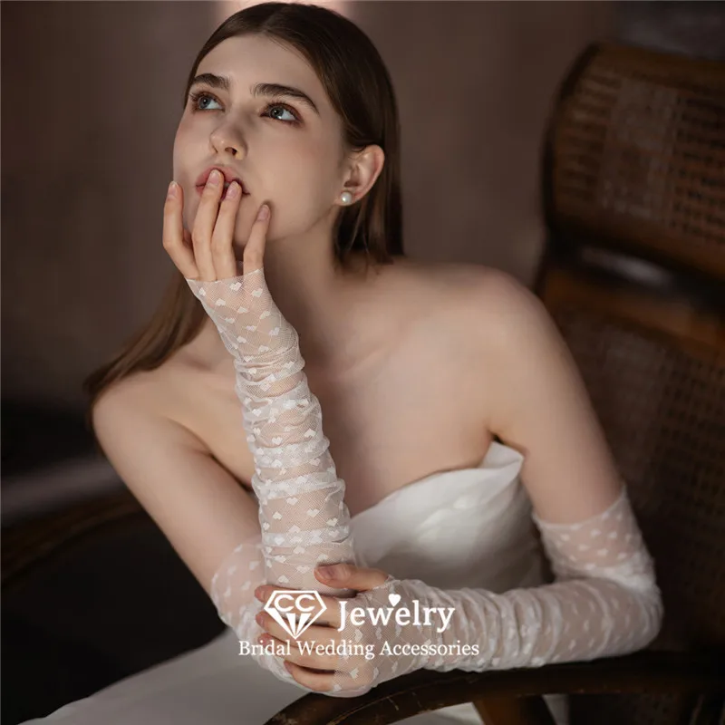 CC Long Gloves Wedding Accessories Women Romantic Heart Shape Opera Luvas Ivory Color Marriage Fingerless Gants 1 Pair WG101