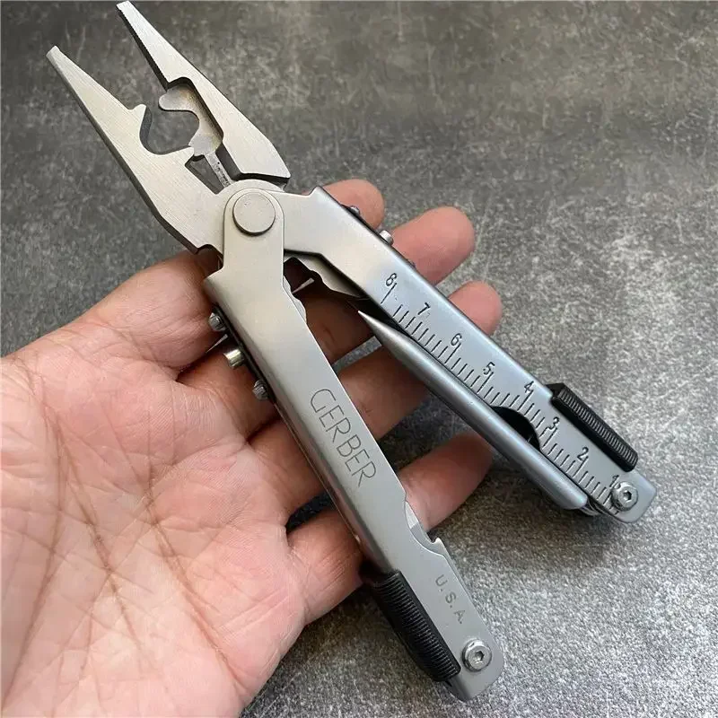 EDC Multi Tools Multifunctional Plier Camping Gear Blade Multitools Pliers Clip Army Swiss Pocket Folding Multi Knife Pliers