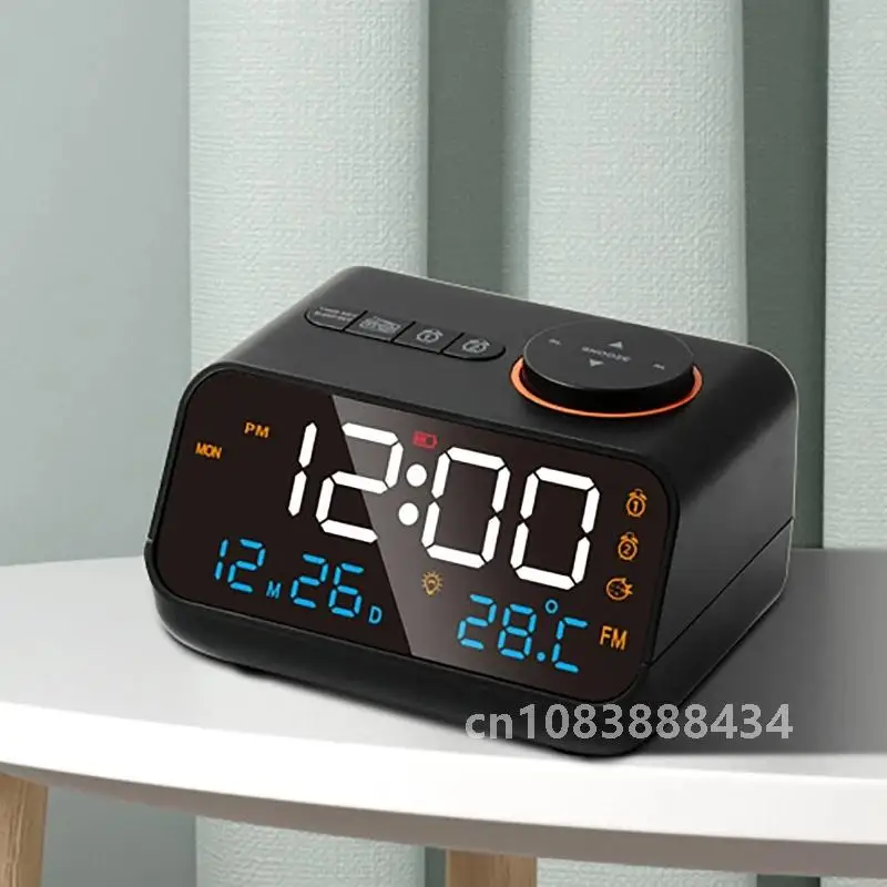 

Светодиодный цифровой будильник, настольные электронные настольные часы, USB-будильник, FM-радио, акустическое управление, сенсорный современный будильник