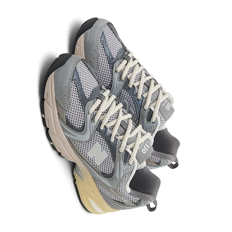 

Новые удобные и дышащие универсальные прочные туфли для папы в стиле ретро: повседневная спортивная обувь для пар, увеличивающая рост 5740.