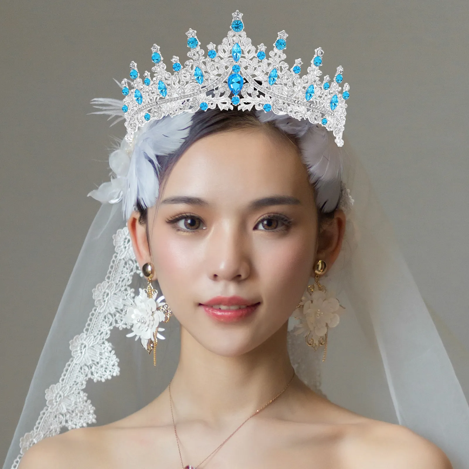 Glamorous Rhinestone Crown Headband for Women Comfortable Secure Fit Birthday Wedding Party Tiara Crown Bridal Headdress Crystal