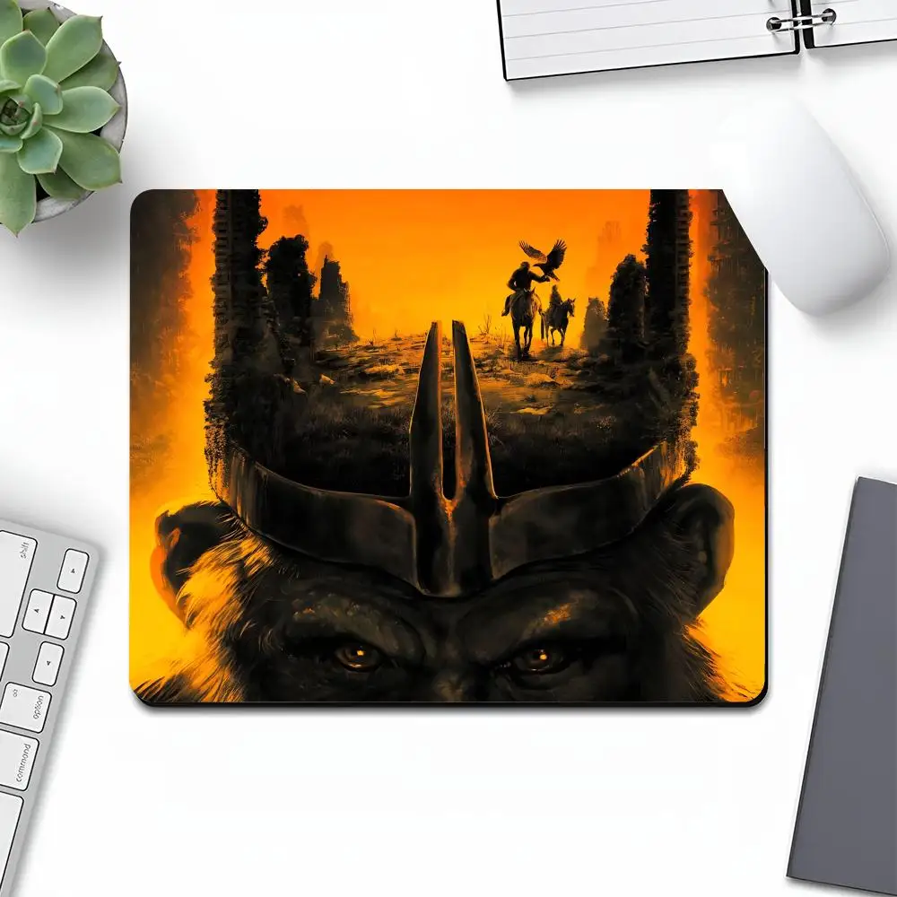 Kingdom of the Planet of the Apes Mouse Pad Art Gaming Small Rubber Locking Edge Large Computer MousePad Laptop Trendy Desk Pad