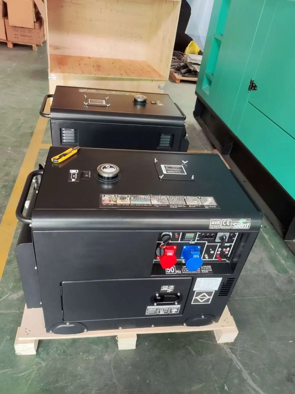 

Gold Seller Factory Top Quality 8Kw 10Kva 50Hz Silent Generator Sets Water Cooled Fuelless Inverter Generators